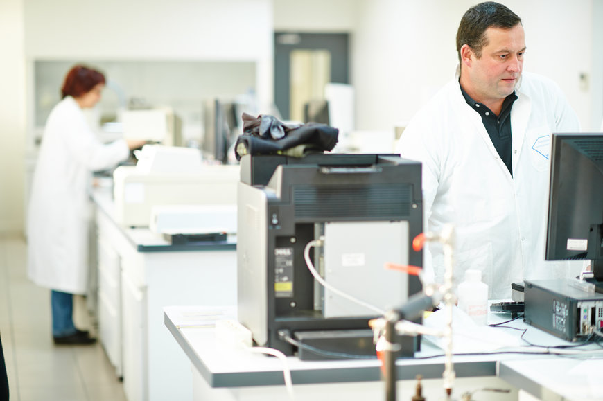 A new elastomer compound for sealing solutions for thermal management of electric and hybrid vehicles using R744 refrigerant